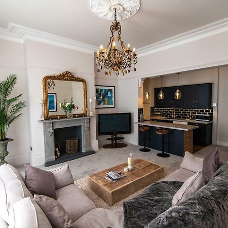 Court House Apartment Cheltenham Eksteriør billede