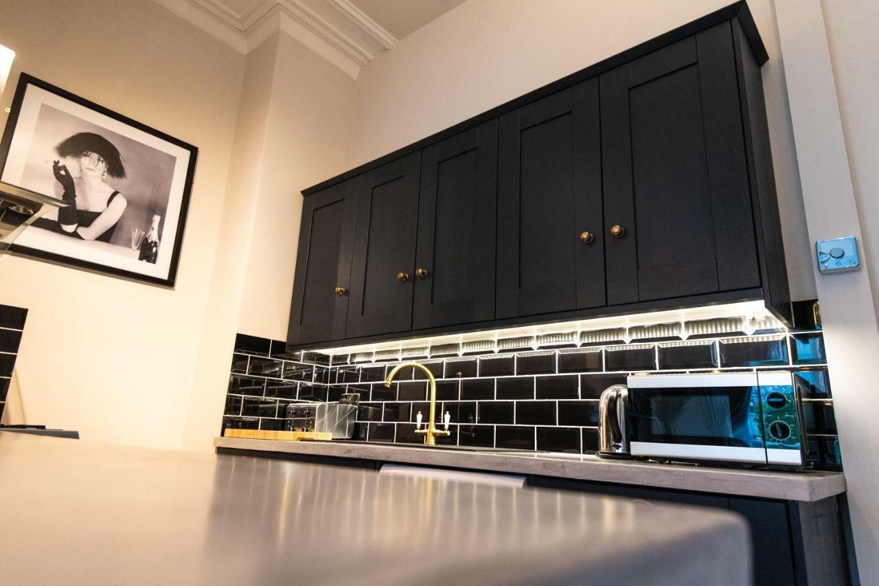 Court House Apartment Cheltenham Eksteriør billede