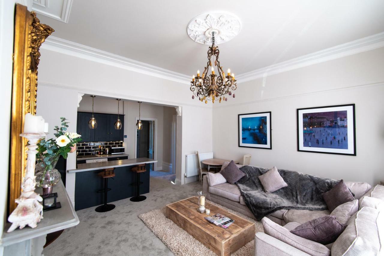 Court House Apartment Cheltenham Eksteriør billede