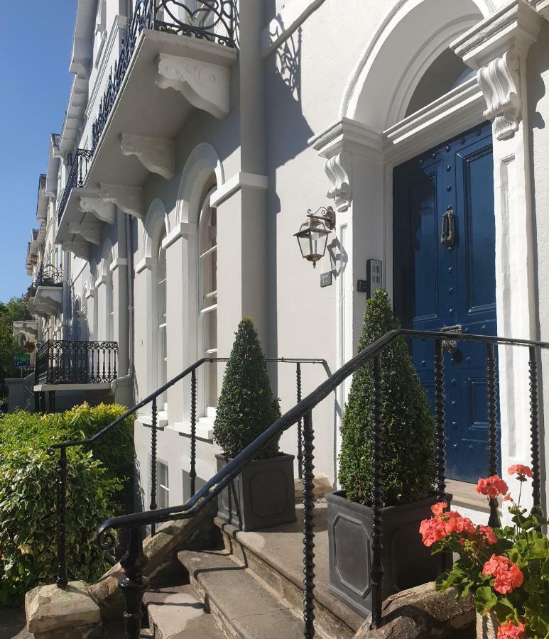 Court House Apartment Cheltenham Eksteriør billede