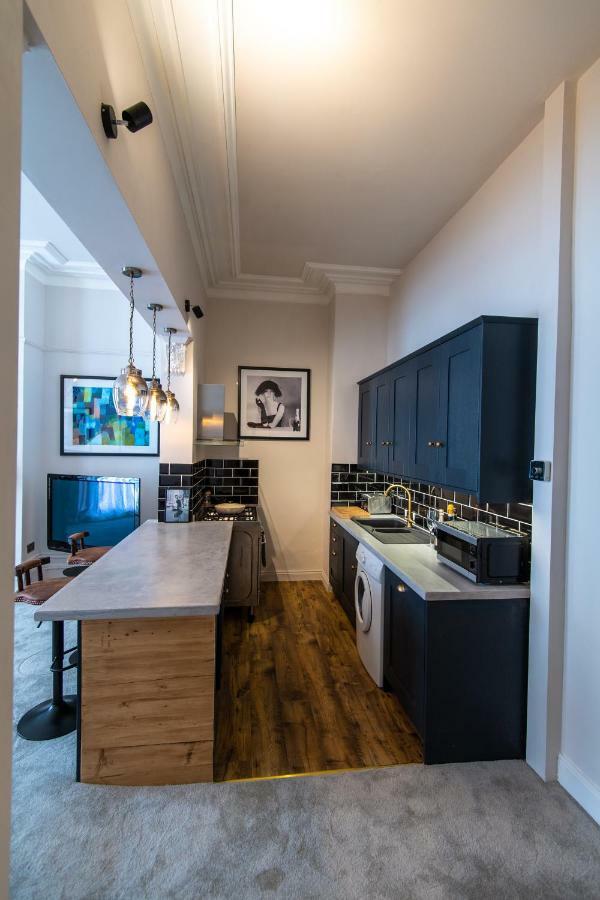 Court House Apartment Cheltenham Eksteriør billede