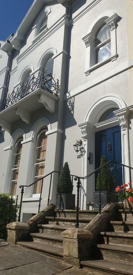 Court House Apartment Cheltenham Eksteriør billede